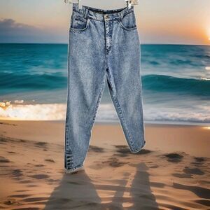 Vintage 80s Wide Leg Tapered Snapped Ankle Acid Wash High Waist Jeans